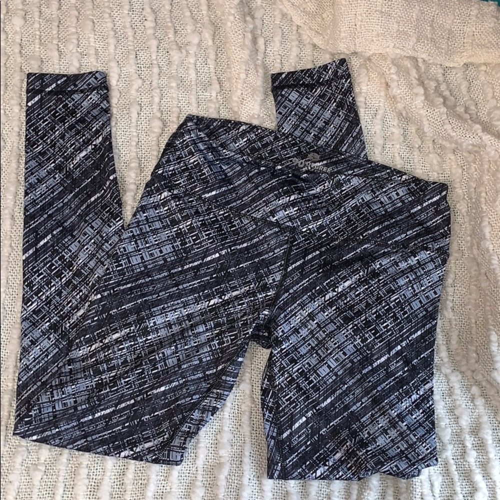 90 degree athletic leggings!!